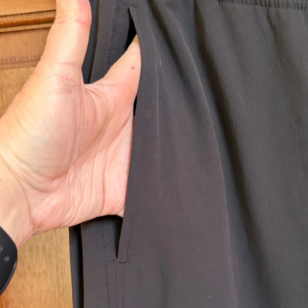 Lululemon Elegant Black Wide-Leg Women's Pants Size Large - Picture 2 of 7